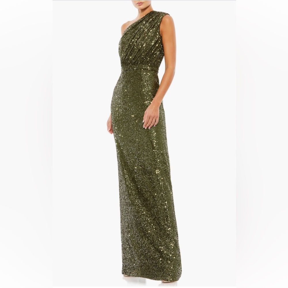 NWT Mac Duggal sequin one shoulder column gown in olive green size 4